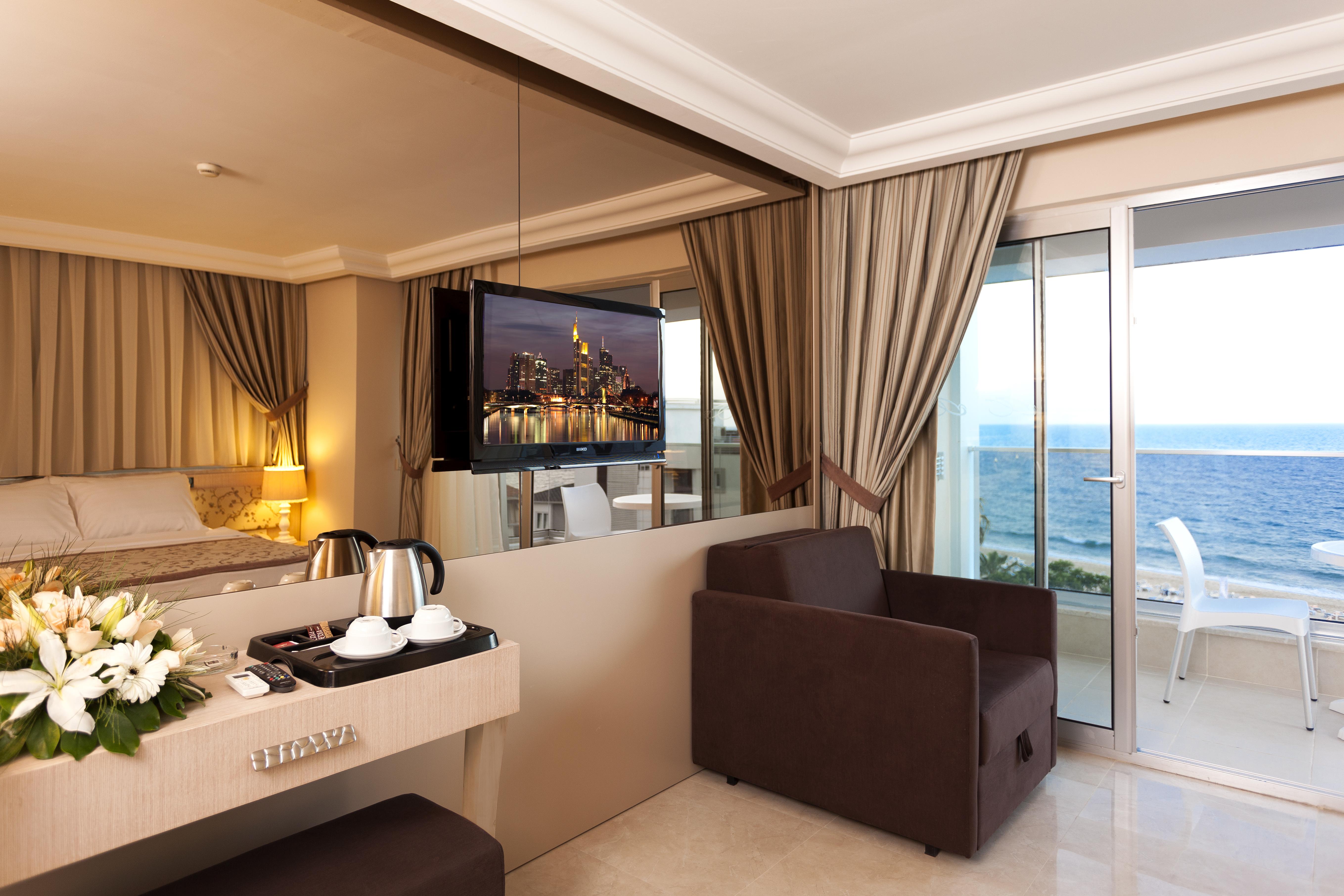 Xperia Saray Beach Hotel Аланя Екстериор снимка