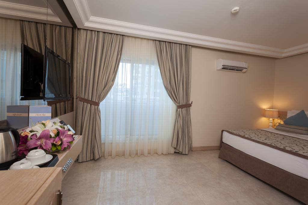 Xperia Saray Beach Hotel Аланя Екстериор снимка
